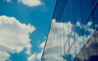 Для чего нужны зеркальные пластиковые окна?