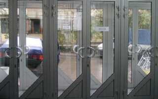 Входные алюминиевые двери: разновидности, выбор и установка