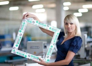 Как снять защитную пленку с пластикового окна?