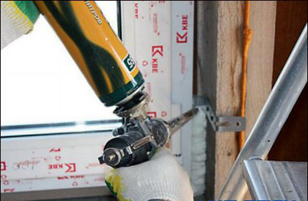 Монтаж окна в каркасном доме