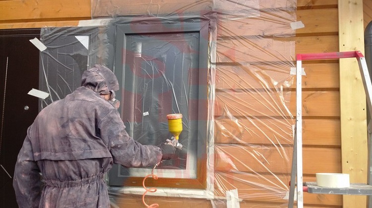 покраска окон пвх распылителем