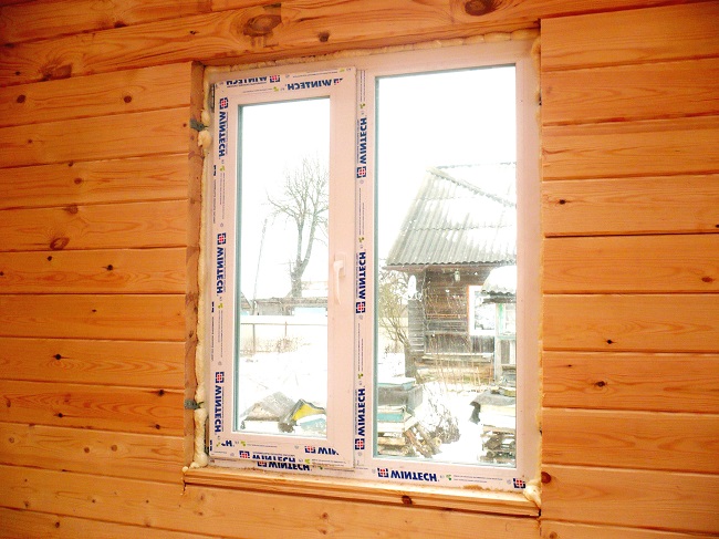 крепление пластиковых окон в деревянном дом